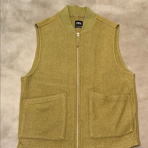 😎 Zara Olive Green Sleeveless Vest